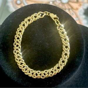 Vintage gold tone unique link bracelet